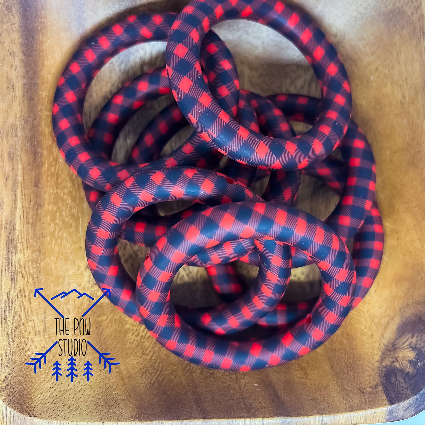 Plaid silicone rings