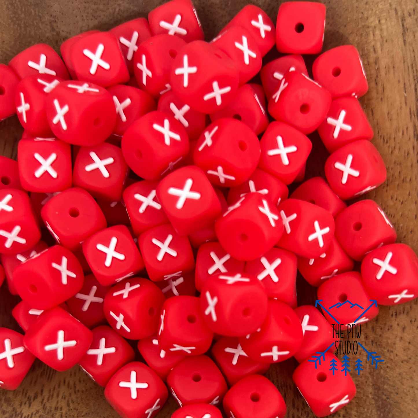 Red letter beads- XOXO