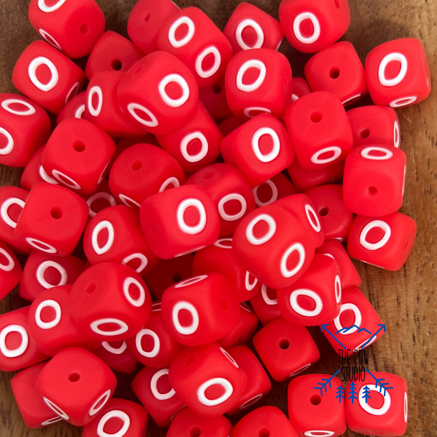 Red letter beads- XOXO